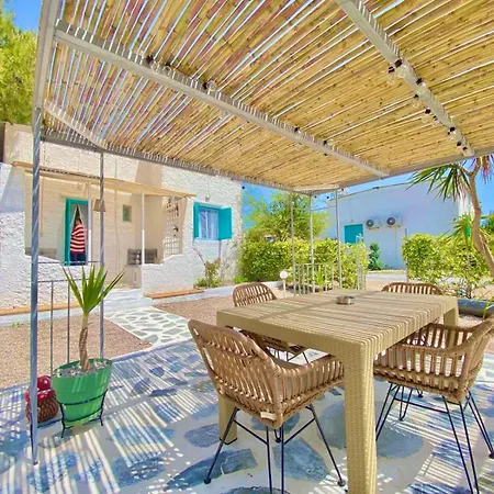 Сasa de vacaciones Peaceful House - Private Garden