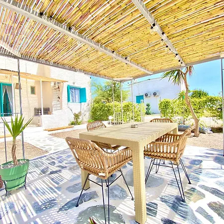 Peaceful House - Private Garden *