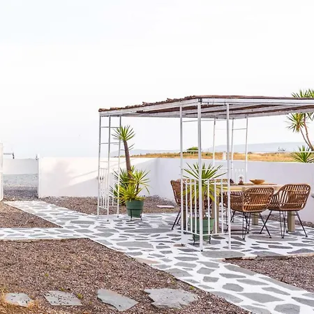 Peaceful House - Private Garden Casa vacanze *