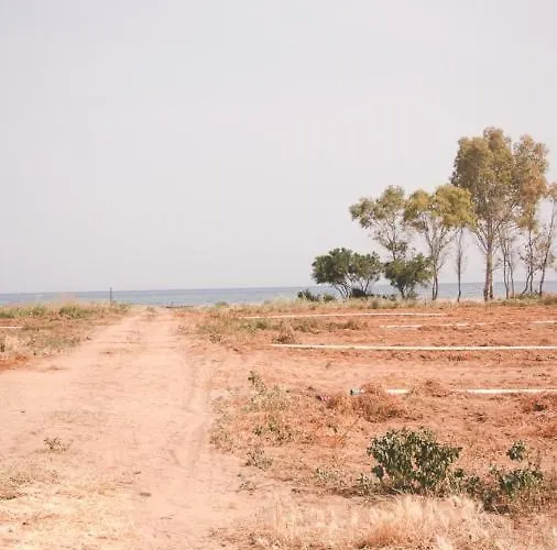 Peaceful House - Private Garden Casa de Férias *
