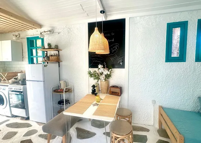 Semesterbostad Peaceful House - Private Garden Analipsis (Messinia)