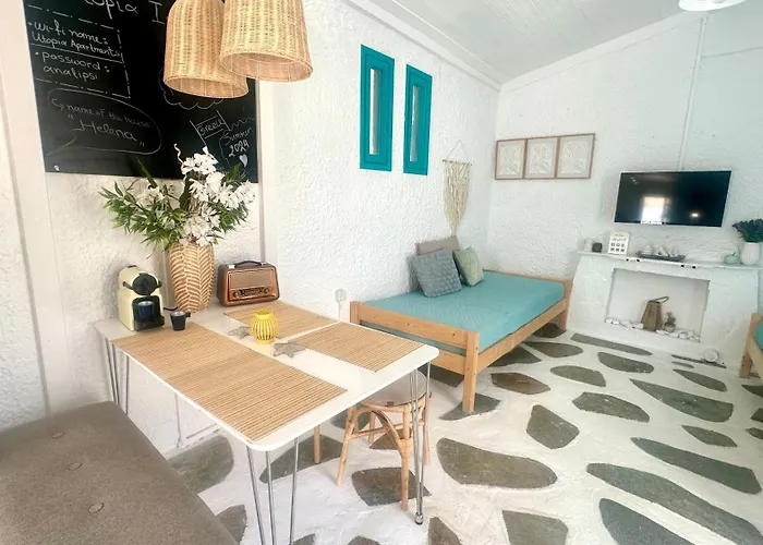 Semesterbostad Peaceful House - Private Garden